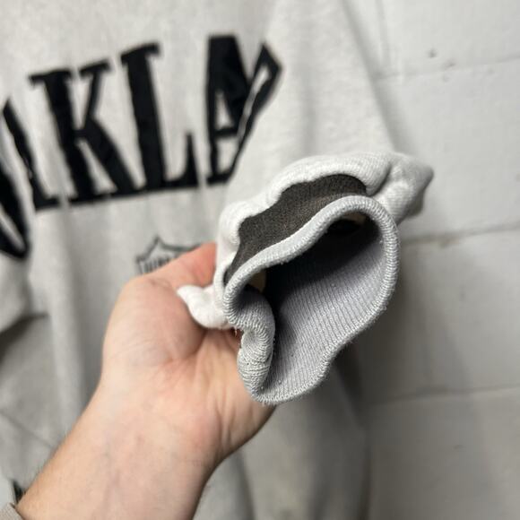 Vintage Legends Athletics NFL "Los Angeles Raiders" Spellout - Picture 7 of 10